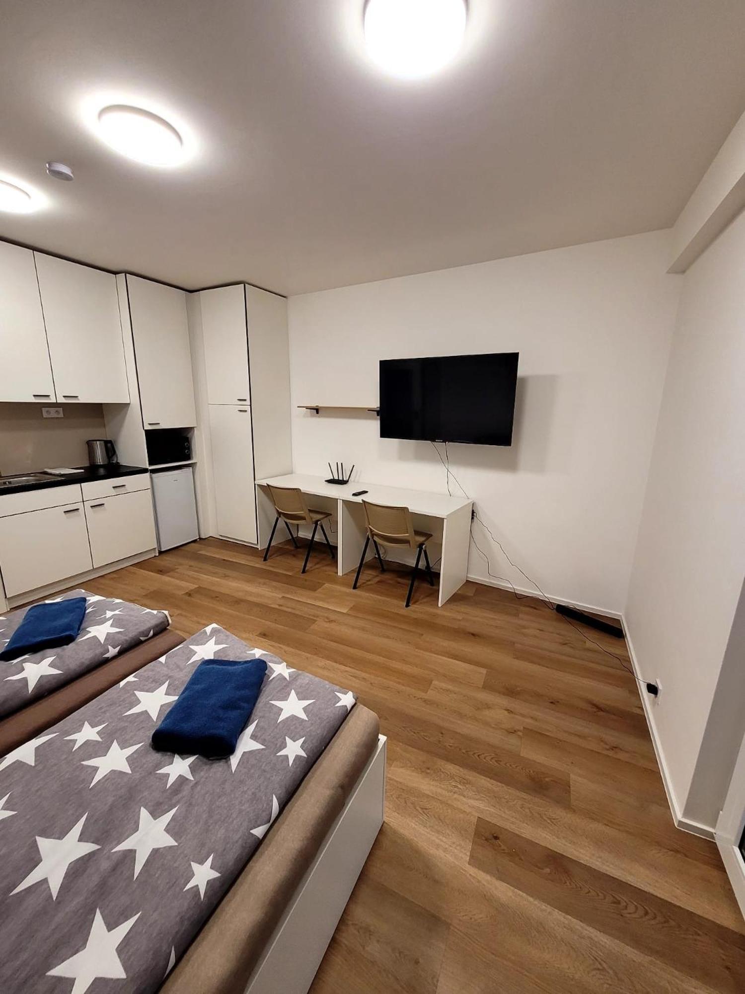 Apartment Center *